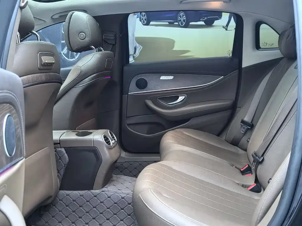 Mercedes-Benz Mercedes-Benz E-Class 2020 Model Year Facelift E 300 L Fashion Edition 2020 - thumbnail 21
