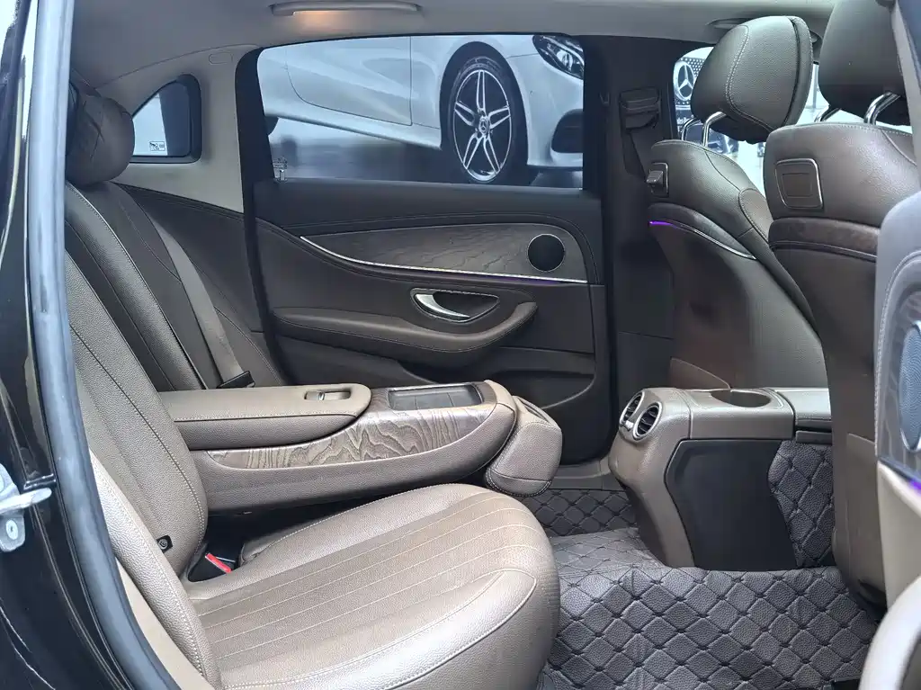 Mercedes-Benz Mercedes-Benz E-Class 2020 Model Year Facelift E 300 L Fashion Edition 2020 - thumbnail 24