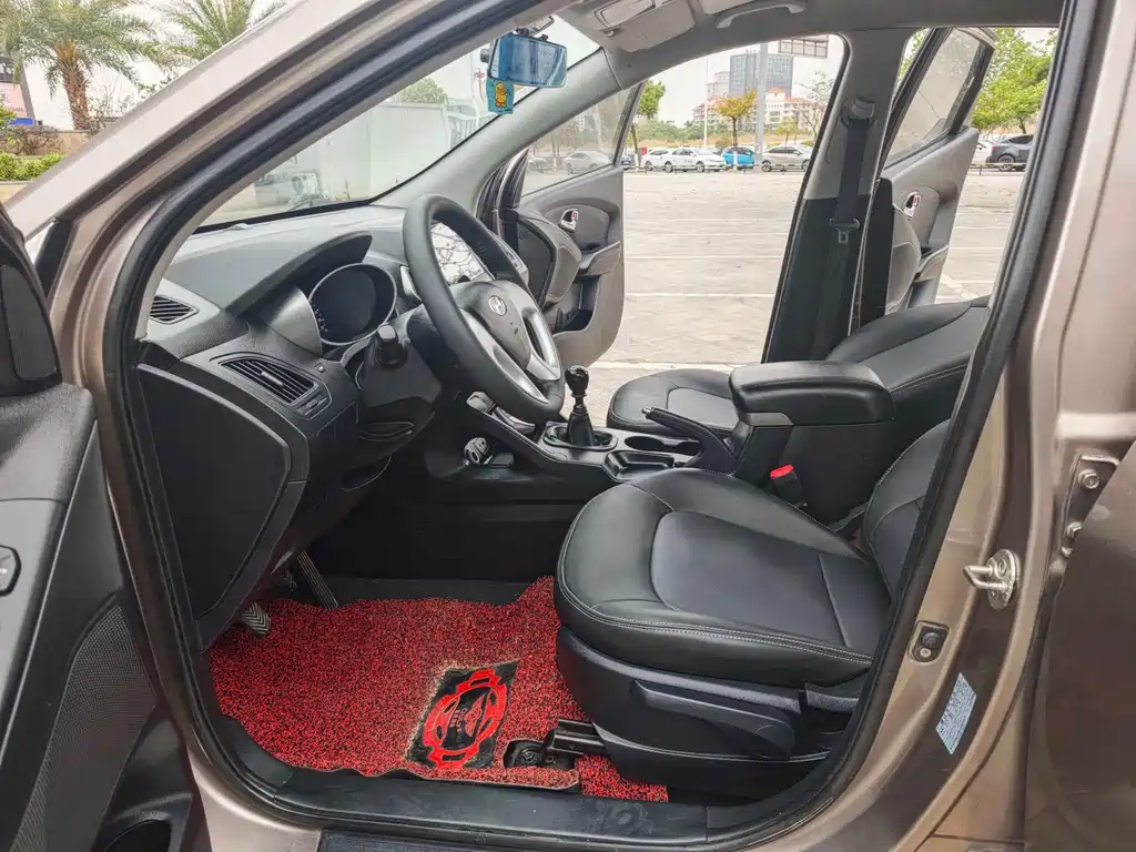Hyundai Hyundai ix35 2013 2.0L Manual 2WD Comfort GL Model IV 2014 - thumbnail 10