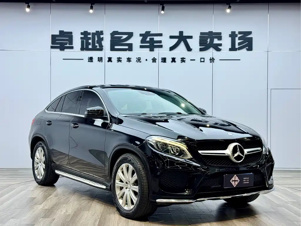 Mercedes-Benz Mercedes-Benz GLE Coupe 2015 GLE 320 4MATIC Coupé SUV 2016 - thumbnail 2