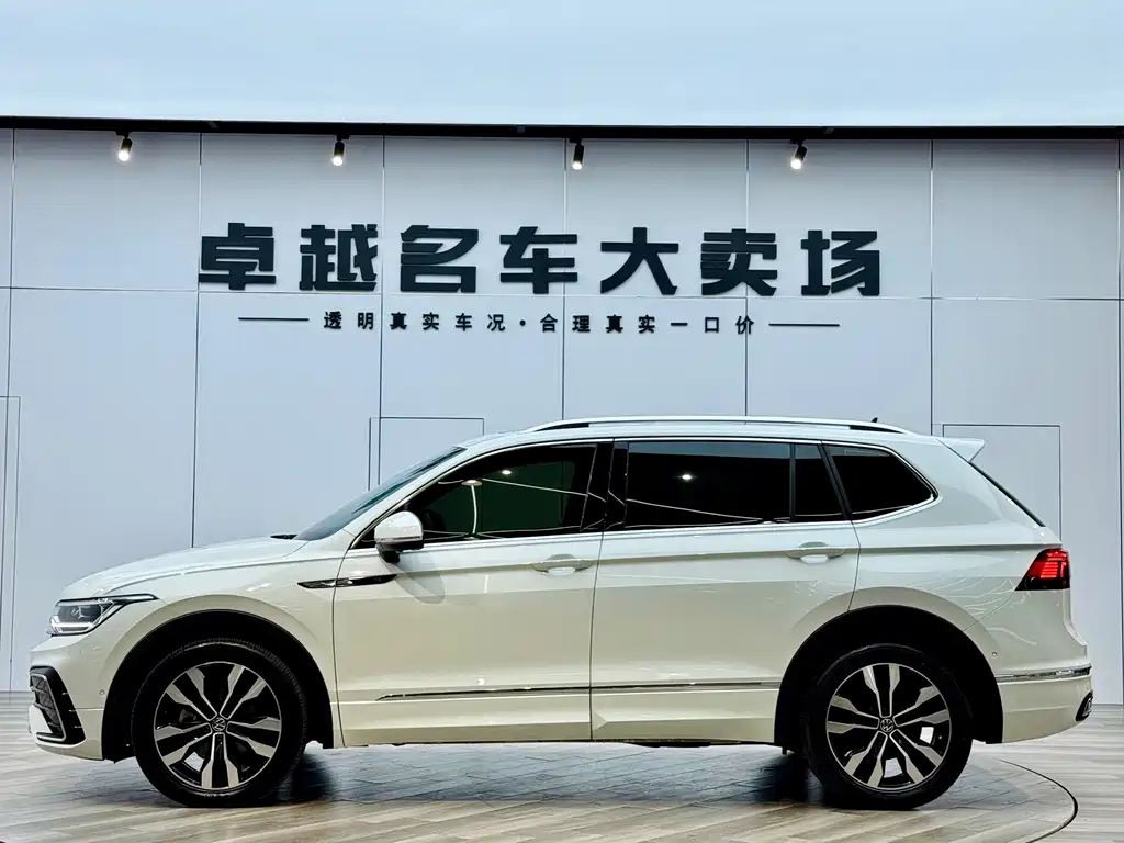 Volkswagen Tiguan L 2024 330TSI Automatic 2WD R-Line Premium Edition 2024 - thumbnail 22