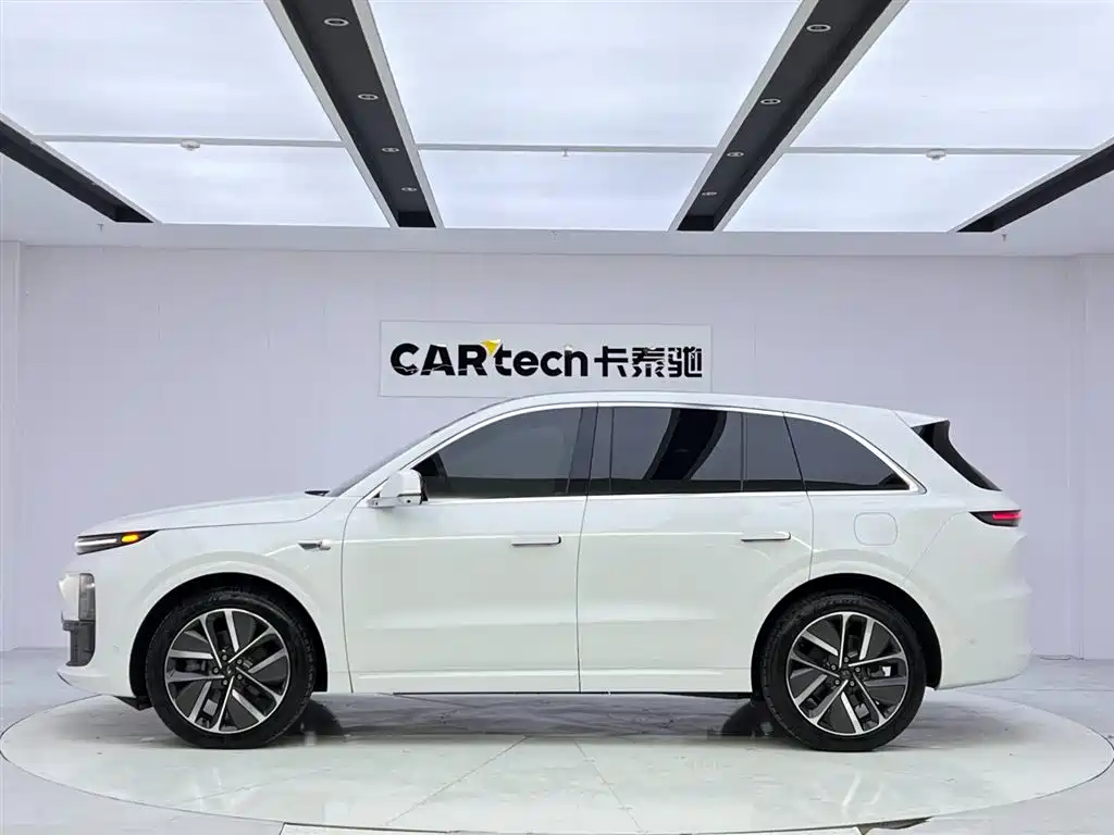 Li Auto Li L6 2024 Pro 2024 - thumbnail 2