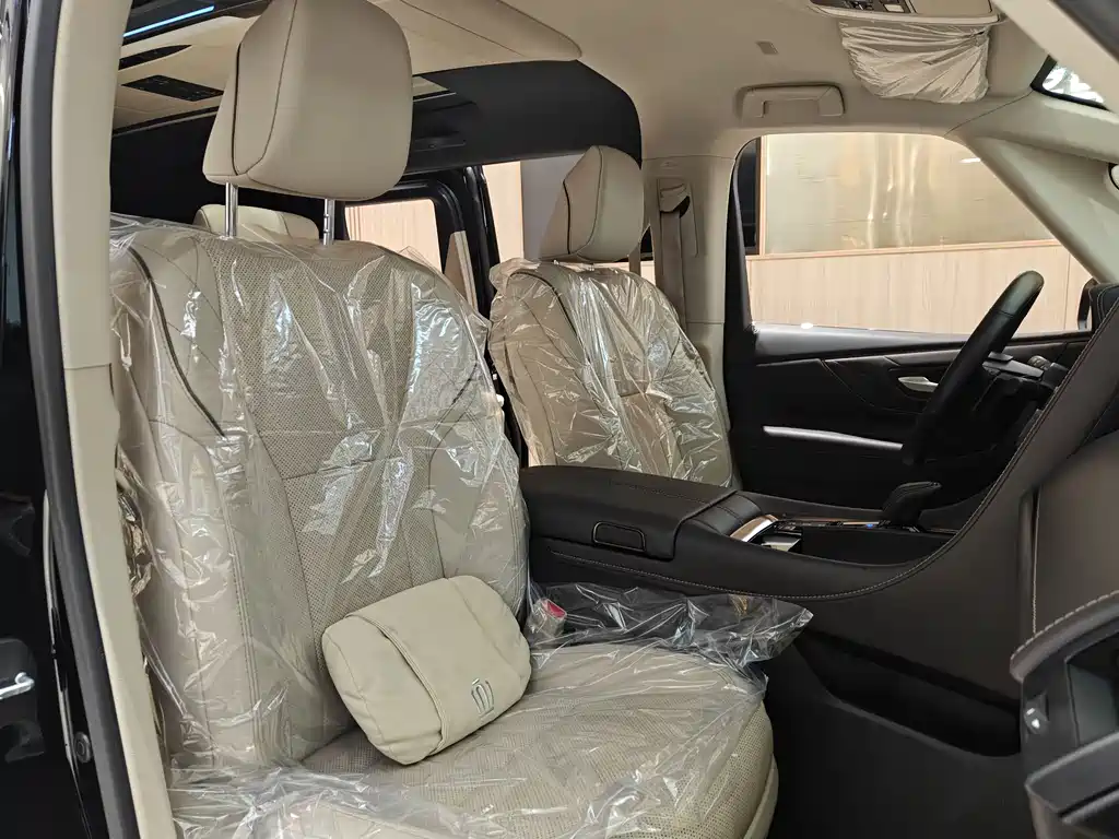 Toyota Alphard 2024 Crown Hybrid 2.5L Executive Premium Version 2024 - thumbnail 15