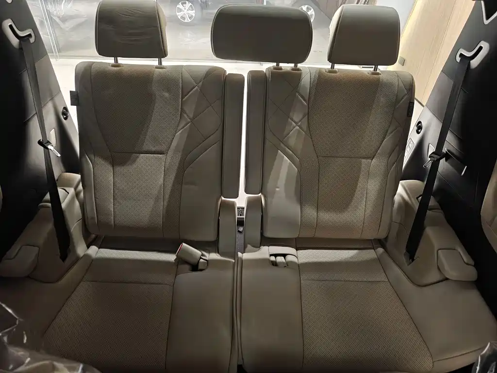 Toyota Alphard 2024 Crown Hybrid 2.5L Executive Premium Version 2024 - thumbnail 27