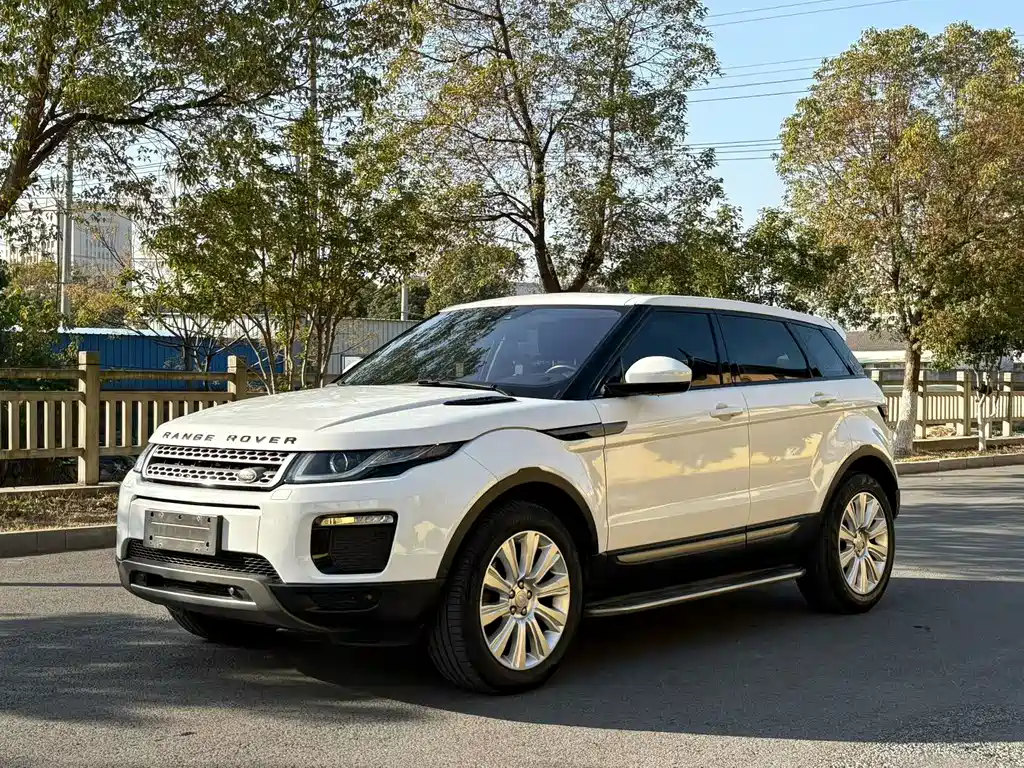 Land Rover Range Rover Evoque 2018 240PS SE Dynamic Premium 2018 - thumbnail 3