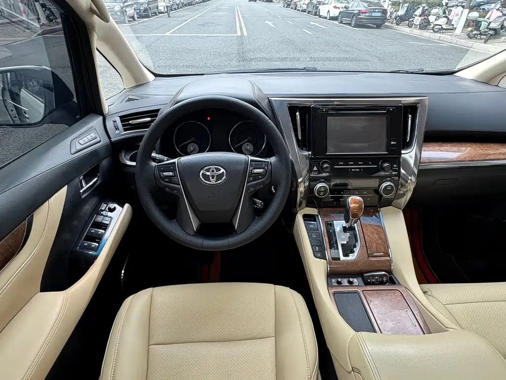 Toyota Alphard 2018 3.5L Executive Version 2017 - thumbnail 7