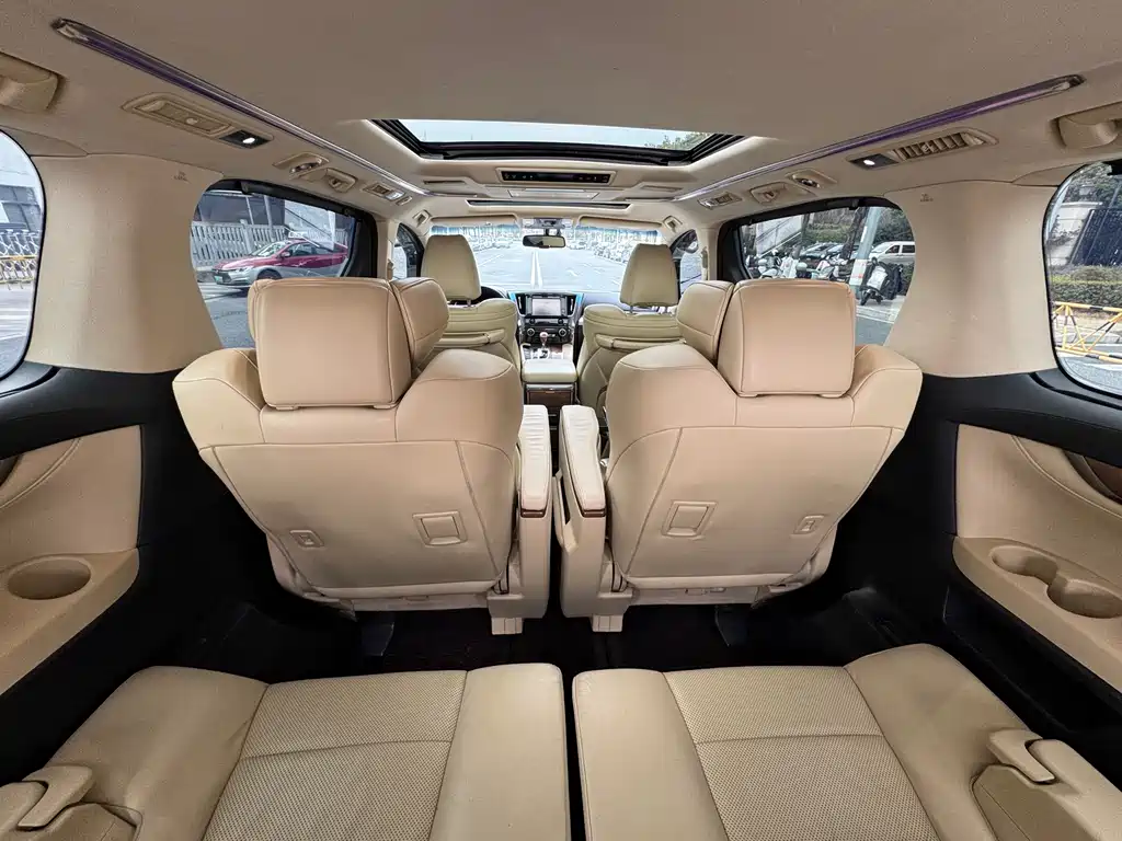 Toyota Alphard 2018 3.5L Executive Version 2017 - thumbnail 16