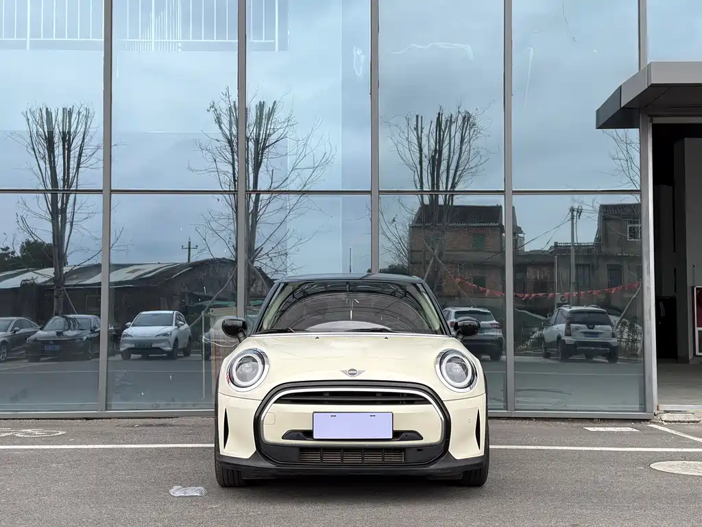 MINI MINI 2022 1.5T COOPER Artist Five-Door 2021 - thumbnail 2