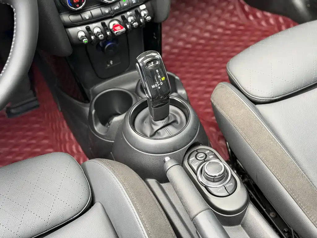 MINI MINI 2022 1.5T COOPER Artist Five-Door 2021 - thumbnail 12