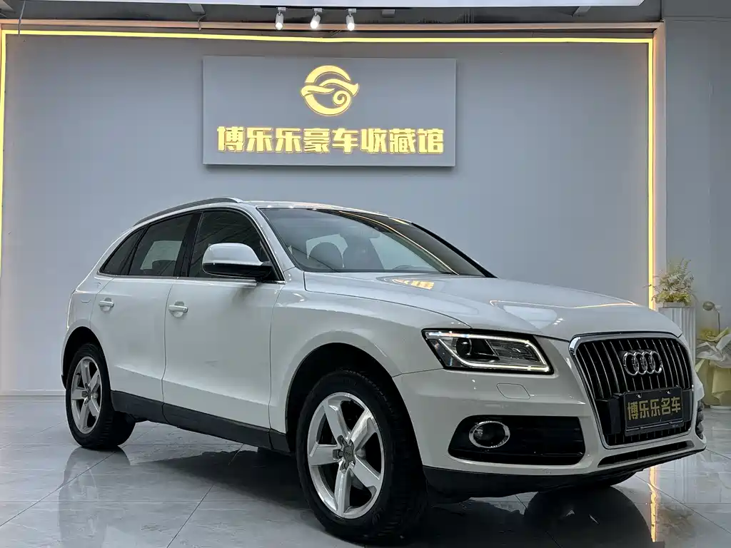 Audi Audi Q5 2013 40 TFSI Technology Package 2014 - thumbnail 3