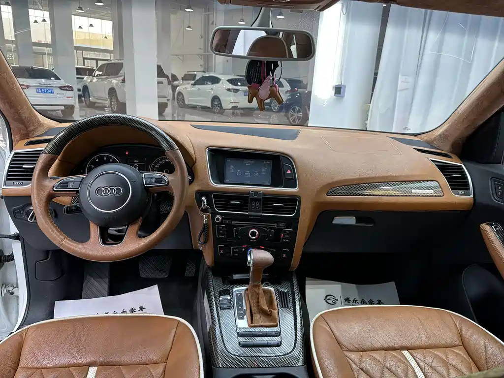 Audi Audi Q5 2013 40 TFSI Technology Package 2014 - thumbnail 6