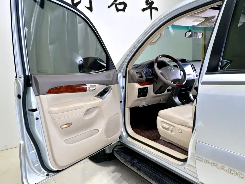 Toyota Toyota Land Cruiser Prado 2006 4.0L Automatic VX 2010 - thumbnail 13