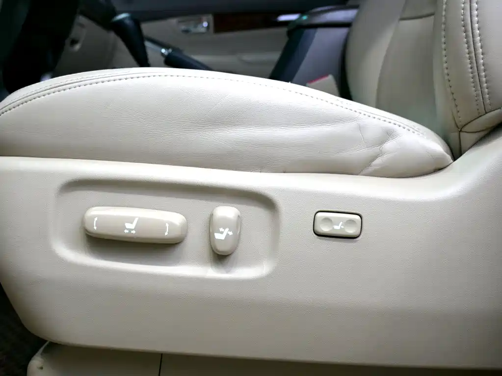 Toyota Toyota Land Cruiser Prado 2006 4.0L Automatic VX 2010 - thumbnail 16