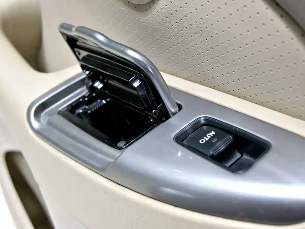 Toyota Toyota Land Cruiser Prado 2006 4.0L Automatic VX 2010 - thumbnail 24