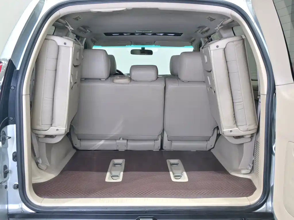 Toyota Toyota Land Cruiser Prado 2006 4.0L Automatic VX 2010 - thumbnail 30