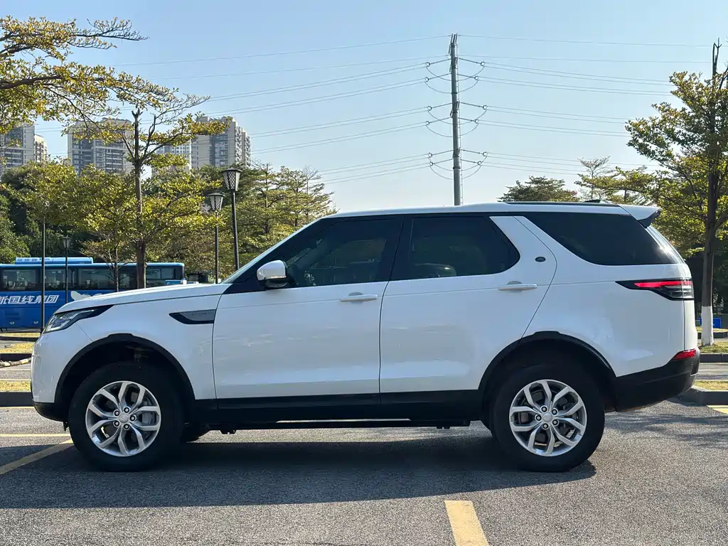Land Rover Discovery 2019 3.0 SC V6 SE 2019 - thumbnail 7