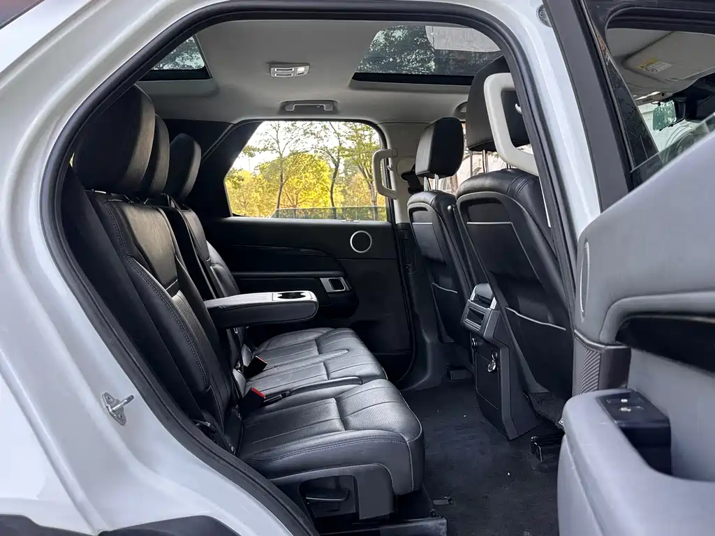 Land Rover Discovery 2019 3.0 SC V6 SE 2019 - thumbnail 14