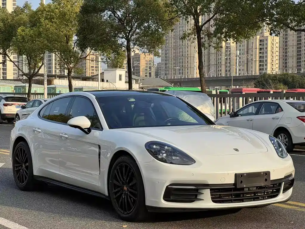 Porsche Porsche Panamera 2017 3.0T 2019 - thumbnail 3