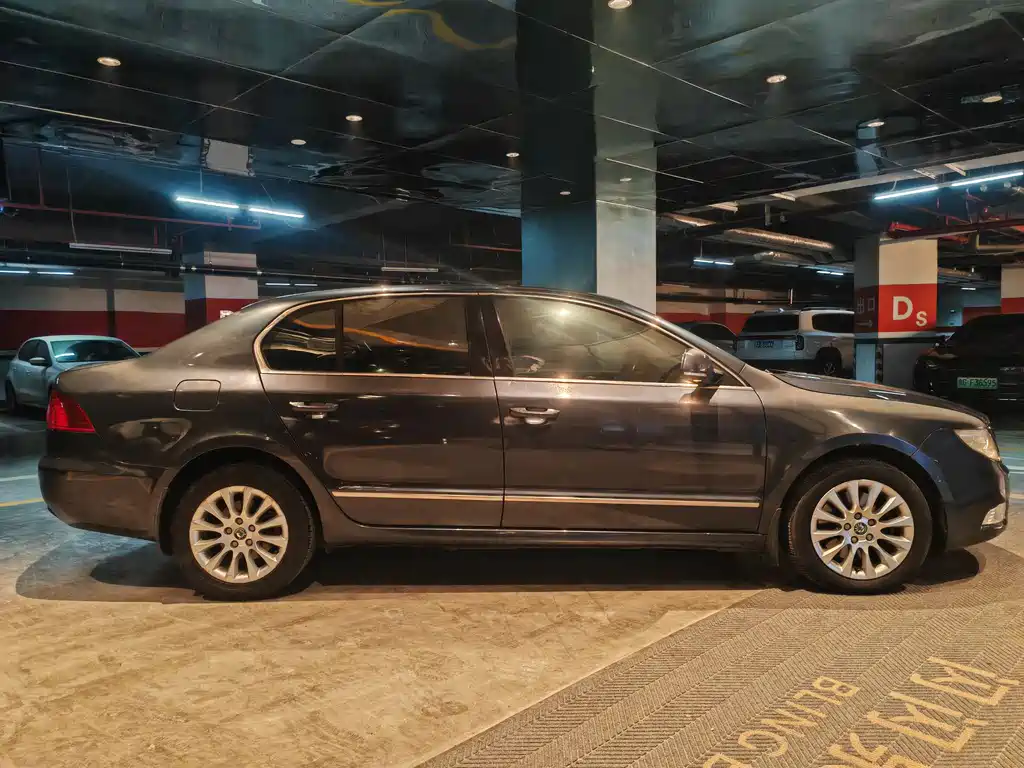 Skoda Skoda Octavia 2009 1.8TSI Automatic Elegant Edition 2010 - thumbnail 8