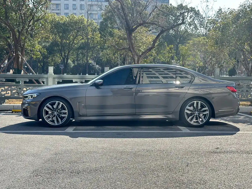 BMW BMW 7 Series 2021 730Li M Sport Package 2021 - thumbnail 3