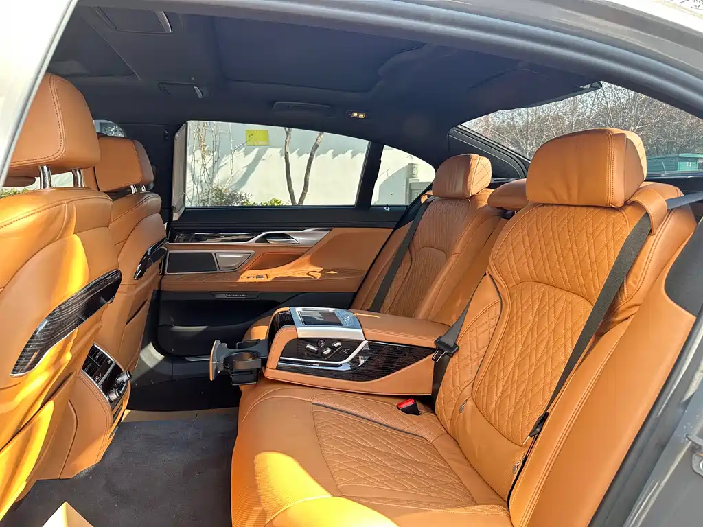 BMW BMW 7 Series 2021 730Li M Sport Package 2021 - thumbnail 12