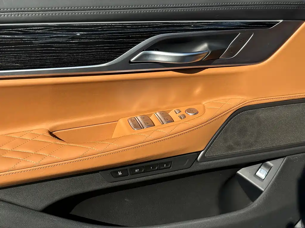 BMW BMW 7 Series 2021 730Li M Sport Package 2021 - thumbnail 16