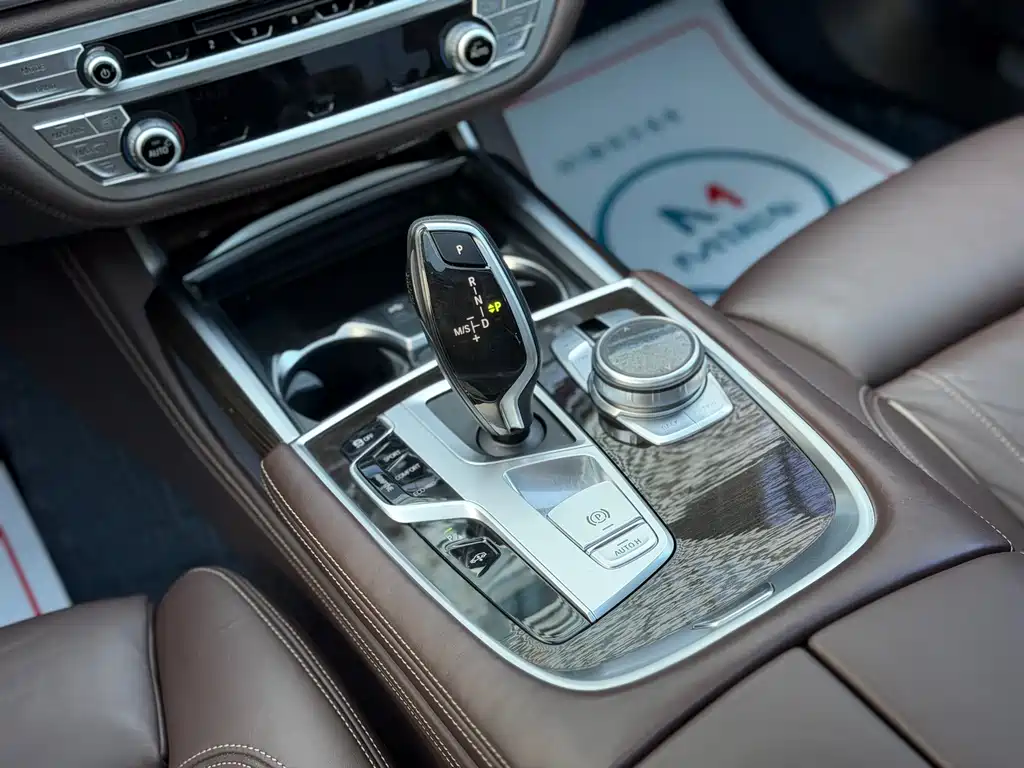 BMW BMW 7 Series 2019 730Li Luxury Package 2019 - thumbnail 12