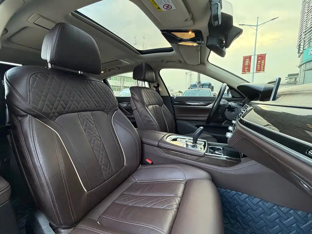 BMW BMW 7 Series 2019 730Li Luxury Package 2019 - thumbnail 15