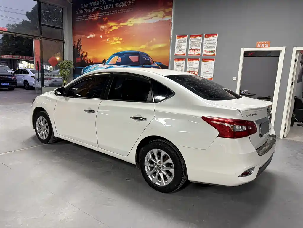 Nissan Nissan Sylphy 2019 1.6XV CVT SmartLink Premium Edition国VI 2019 - thumbnail 5