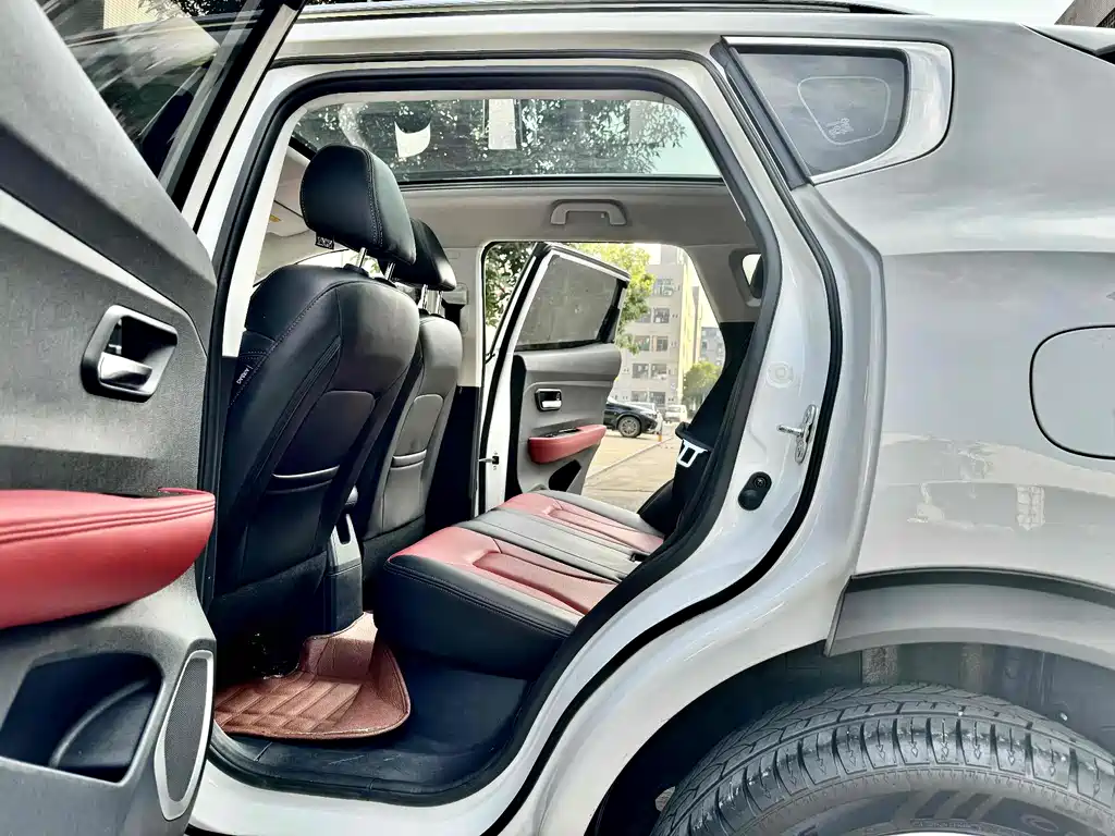 Haval Haval H2s 2017 Blue Label 1.5T DCT Elite 2017 - thumbnail 4