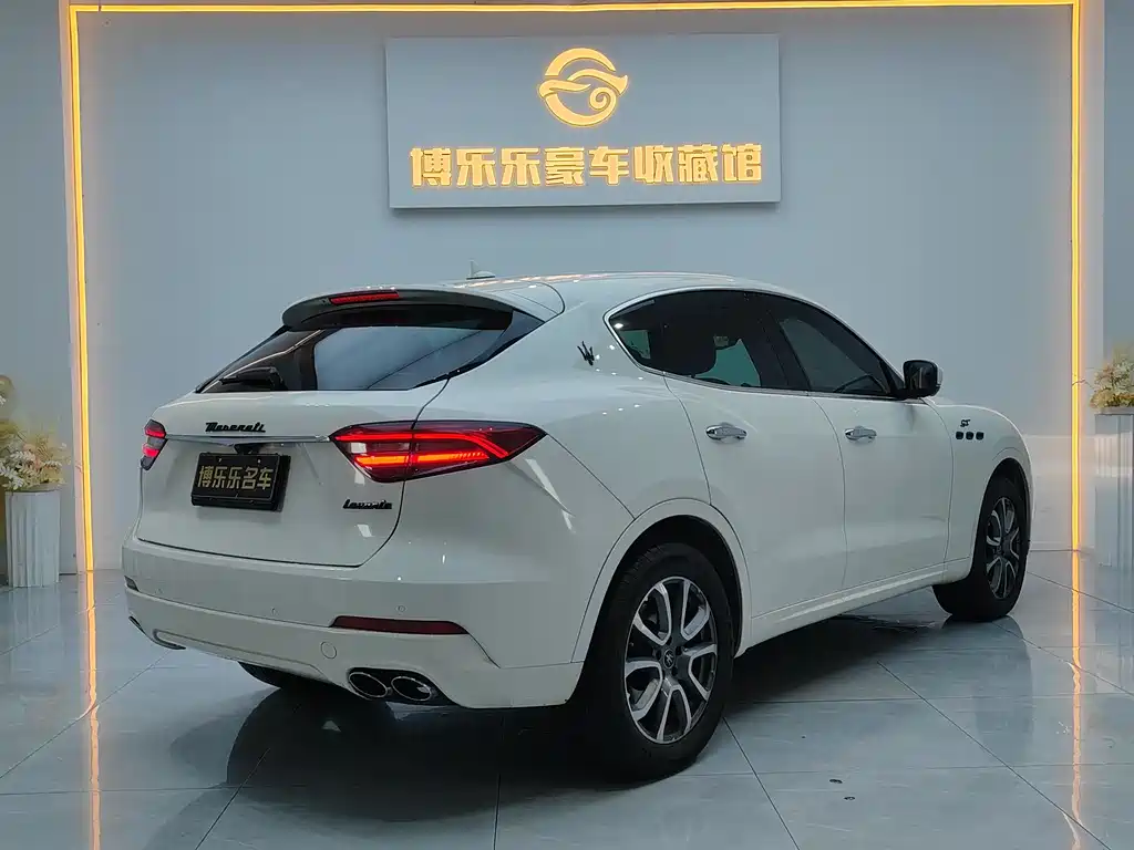 Maserati Maserati Levante 2022 2.0T GT Sport Edition 2022 - thumbnail 13