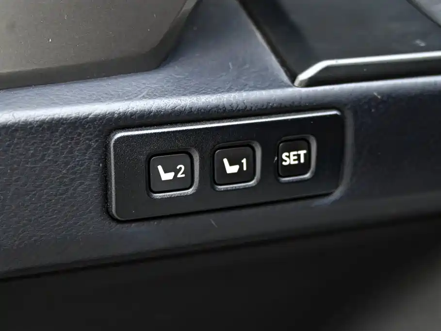 Lexus Lexus GX 460 2023 Model US Specification 2023 - thumbnail 24