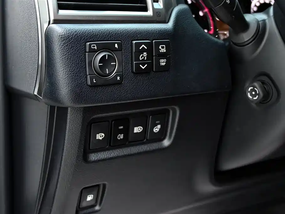 Lexus Lexus GX 460 2023 Model US Specification 2023 - thumbnail 25