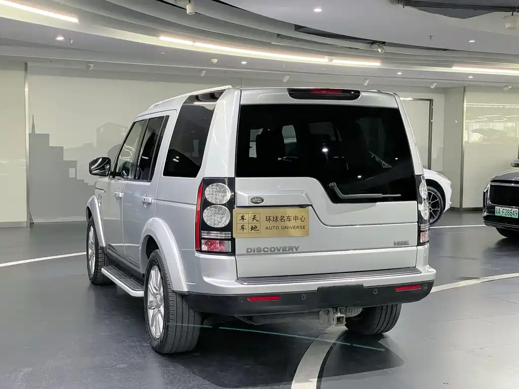 Land Rover Discovery 2015 3.0 SDV6 HSE Diesel 2015 - thumbnail 4