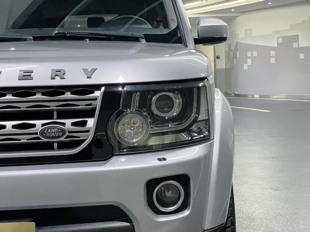 Land Rover Discovery 2015 3.0 SDV6 HSE Diesel 2015 - thumbnail 8