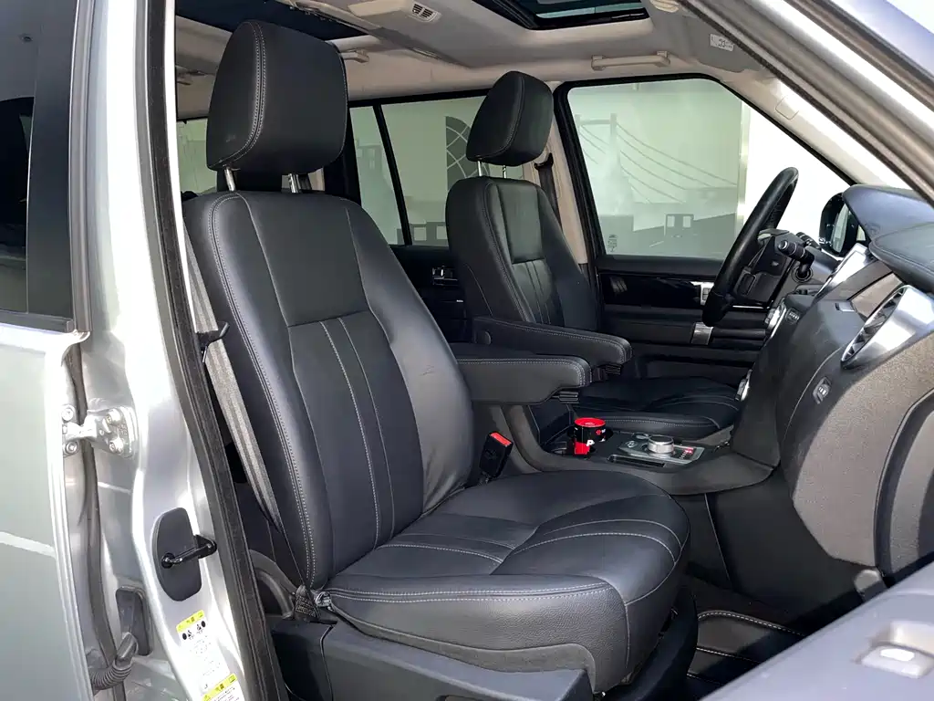 Land Rover Discovery 2015 3.0 SDV6 HSE Diesel 2015 - thumbnail 13