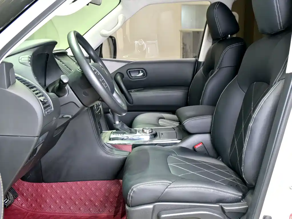 Nissan Nissan Patrol 2018 4.0L Premium 2019 - thumbnail 11