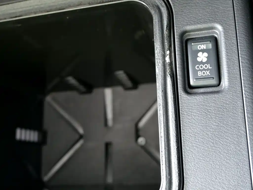 Nissan Nissan Patrol 2018 4.0L Premium 2019 - thumbnail 21