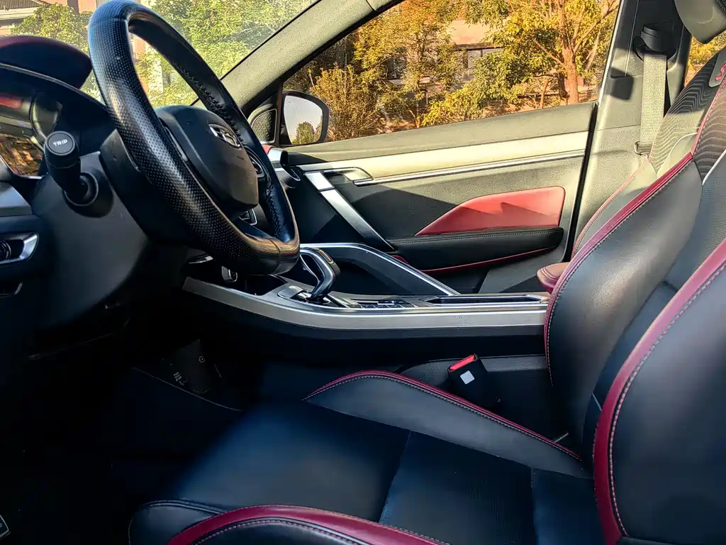 Geely Auto Geely Binyue 2019 260T DCT Hunter VI 2019 - thumbnail 5