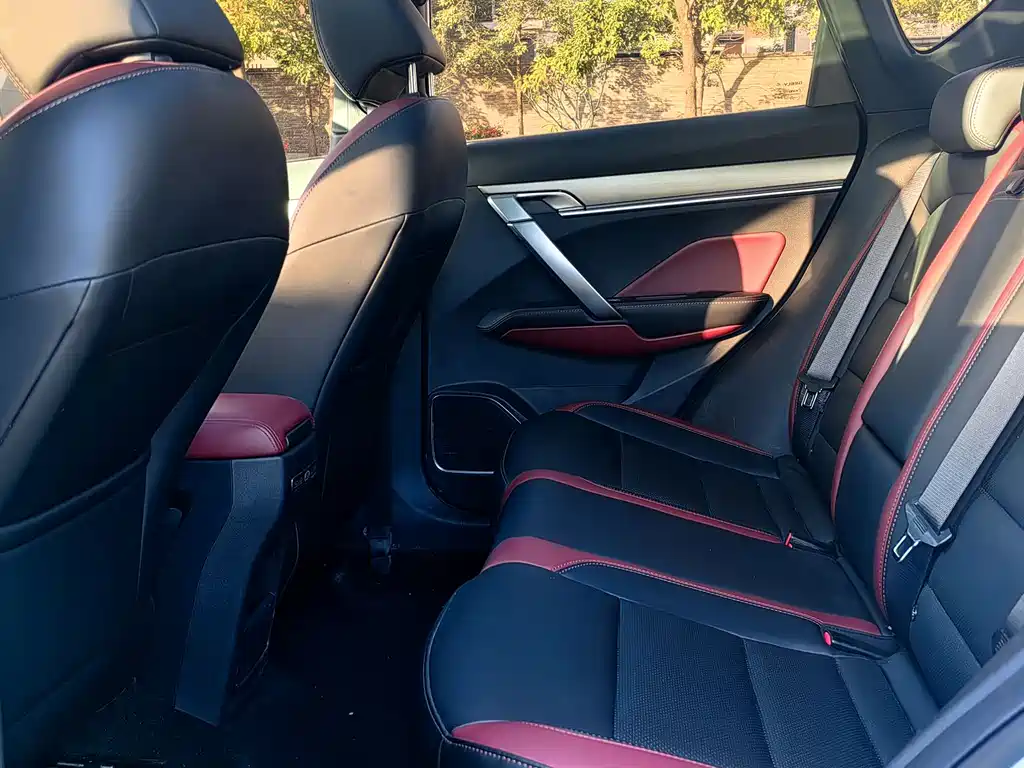 Geely Auto Geely Binyue 2019 260T DCT Hunter VI 2019 - thumbnail 6