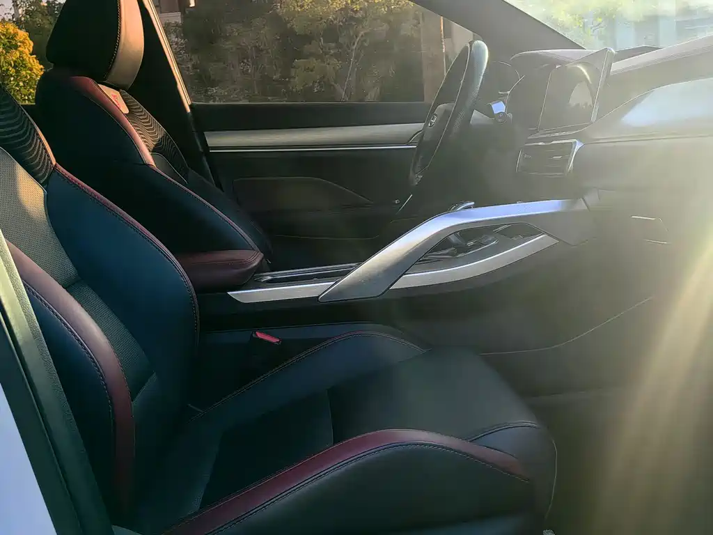 Geely Auto Geely Binyue 2019 260T DCT Hunter VI 2019 - thumbnail 7