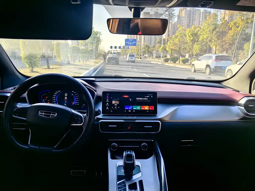 Geely Auto Geely Binyue 2019 260T DCT Hunter VI 2019 - thumbnail 9