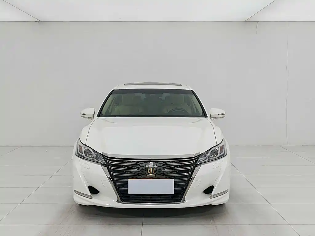 Toyota Crown 2018 2.0T Fashion Edition 2019 - thumbnail 4