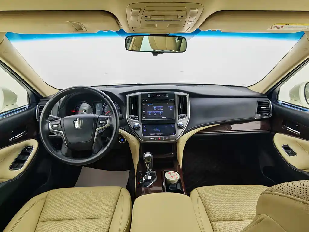 Toyota Crown 2018 2.0T Fashion Edition 2019 - thumbnail 14