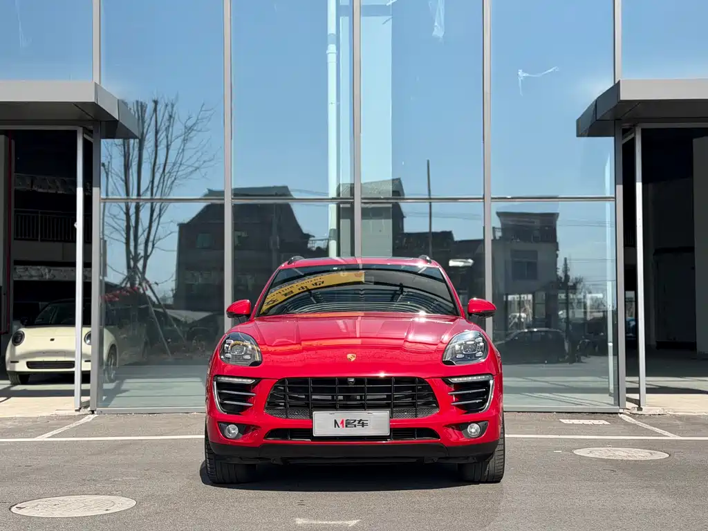 Porsche Porsche Macan 2018 Macan 2.0T 2018 - thumbnail 2