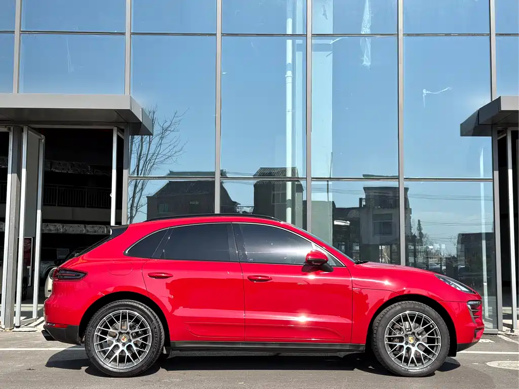Porsche Porsche Macan 2018 Macan 2.0T 2018 - thumbnail 3