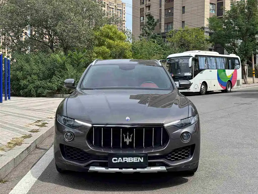Maserati Maserati Levante 2020 3.0T Standard Edition 2021 - thumbnail 2