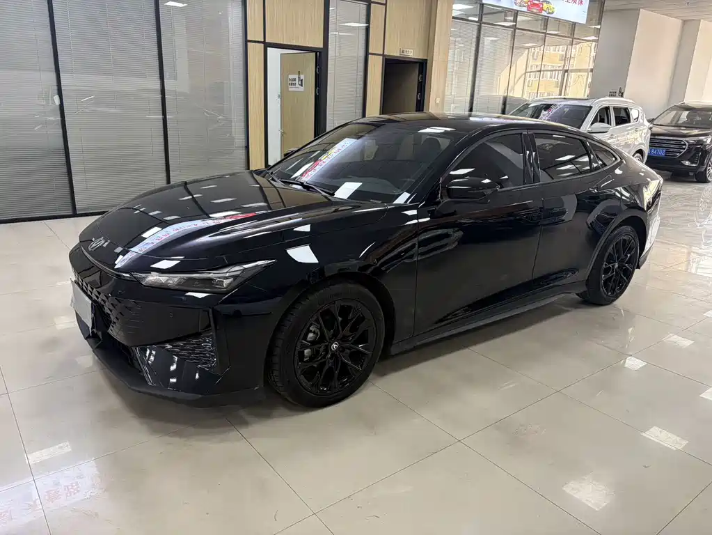 Changan Changan UNI-V 2024 1.5T Premium Edition 2025 - thumbnail 3