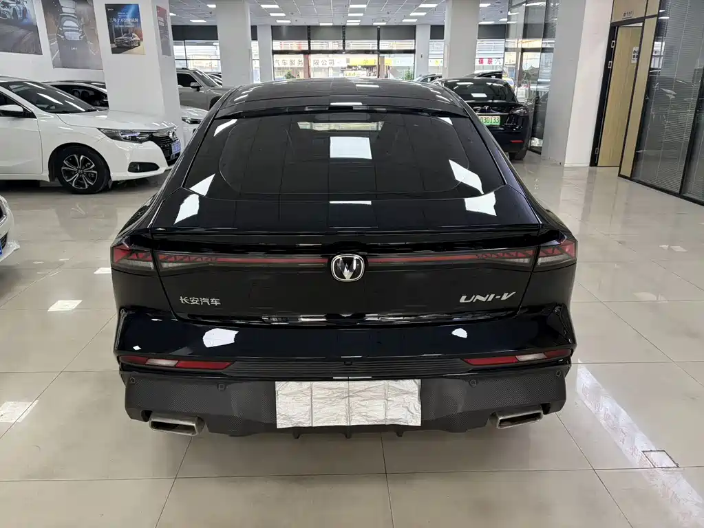 Changan Changan UNI-V 2024 1.5T Premium Edition 2025 - thumbnail 5