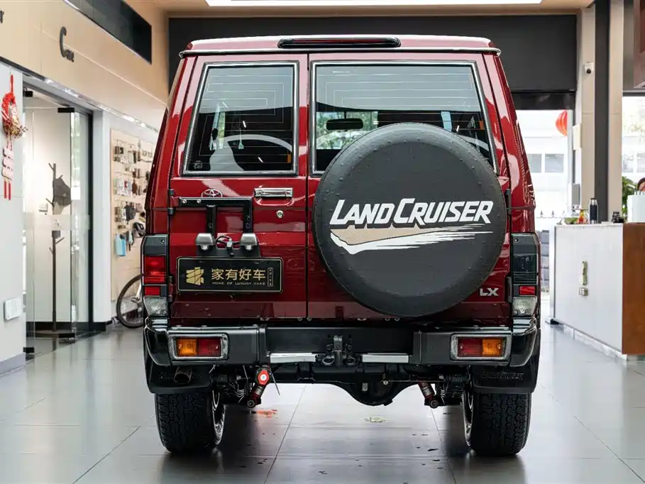 Toyota Land Cruiser LC71 2023 4.0L Manual (Imported) 2023 - thumbnail 5